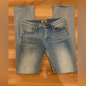 Women’s Classic Fit Driftwood Kelly Jeans Size 26 like new